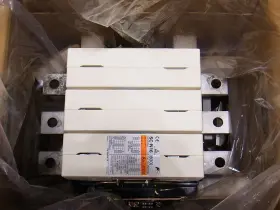 Sc-n16 Fuji Electric Ac200 Mint Condition Magnetic Contactor 2a2b #2 Sc-n16 Fuji Electric Ac200 Mint Condition Magnetic Contactor 2a2b #2