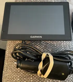 145-01615-12 Garmin 145-01625-12 Gps Driving Direction Navigation And Charger. No Mount