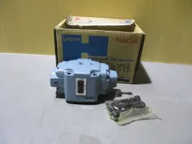 Q-g06-4e-21 Nachi Mint Condition Valve