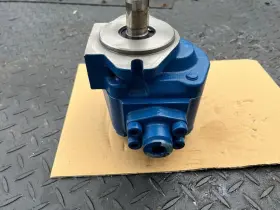 Gxp0-a0c20abl-21 Rexroth Mint Condition Bosch Vane Pump #3 Gxp0-a0c20abl-21 Rexroth Mint Condition Bosch Vane Pump #3