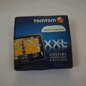 1ep0.052.11 Tomtom Bundle Xxl 5 Inch Widescreen Gps Nav Life Time Maps Wall Charger Extra Mat