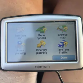 Rm5219c04445 Tomtom N14644 Xl Portable Touchscreen Gps Navigator Divise N Charger Only Tested