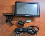 Garmin Nuvi 52LM Gps Navigation 5" Touchscreen Bundle Mount Charger W/ Usb Plug. Fixed Price $16.99.