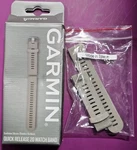 Garmin 010-11251-0Z Quick Release 20MM Sandstone Silicone Ss Hw Band. Fixed Price $24.99.